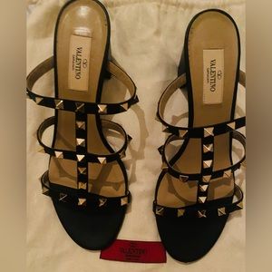SANDALS Valentino
